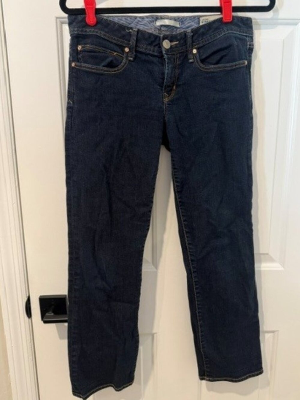 GAP Straight Leg Crop - Low rise - Size 6- Dark Blue